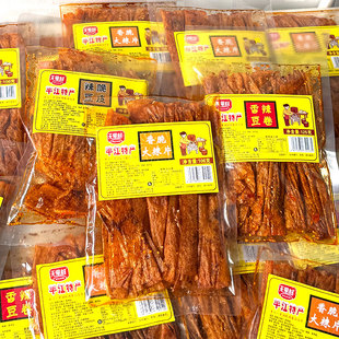 湖南平江特产无里村辣脆豆皮手撕香辣豆卷香脆大辣片辣条麻辣零食