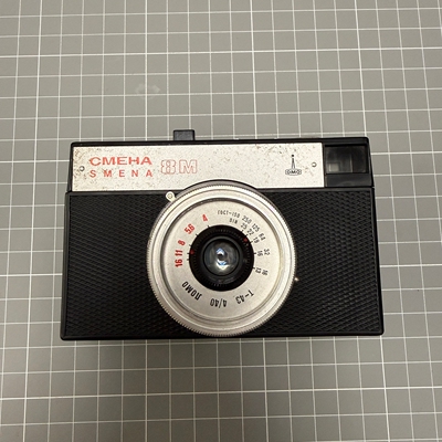 LOMO乐魔斯米纳135复古胶片机