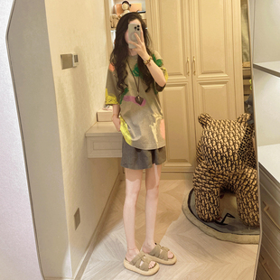 2026超火灰色休闲运动套装女夏季减龄小个子涂鸦短袖短裤两件套装