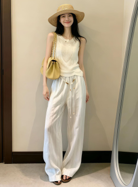 韩系高级感休闲运动套装女夏季减龄白色背心竖条纹阔腿裤两件套装