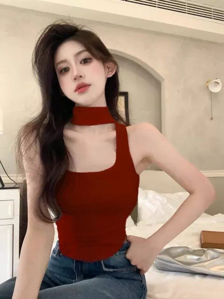 酒红色方领衣服2024夏季辣妹百搭半高领修身显瘦背心设计感上衣潮
