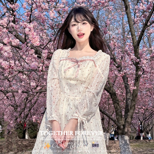 纯欲油画樱花碎花连衣裙春夏