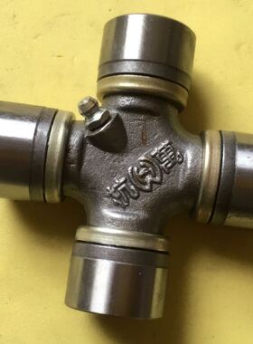 北京吉普/战旗/传动轴万向节/万向节/30x88/内卡