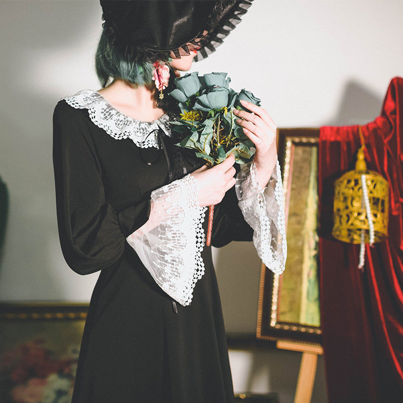 弥爱原创 枫丹白露 法式复古赫本风小黑裙春新蕾丝花边连衣裙长裙