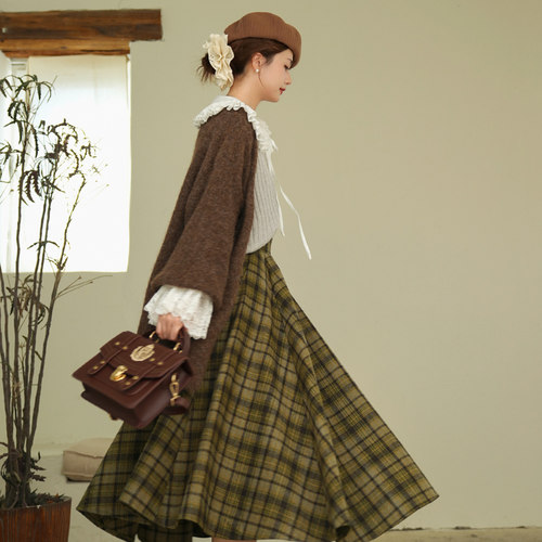 复古羊毛呢加厚高腰格子大摆伞裙