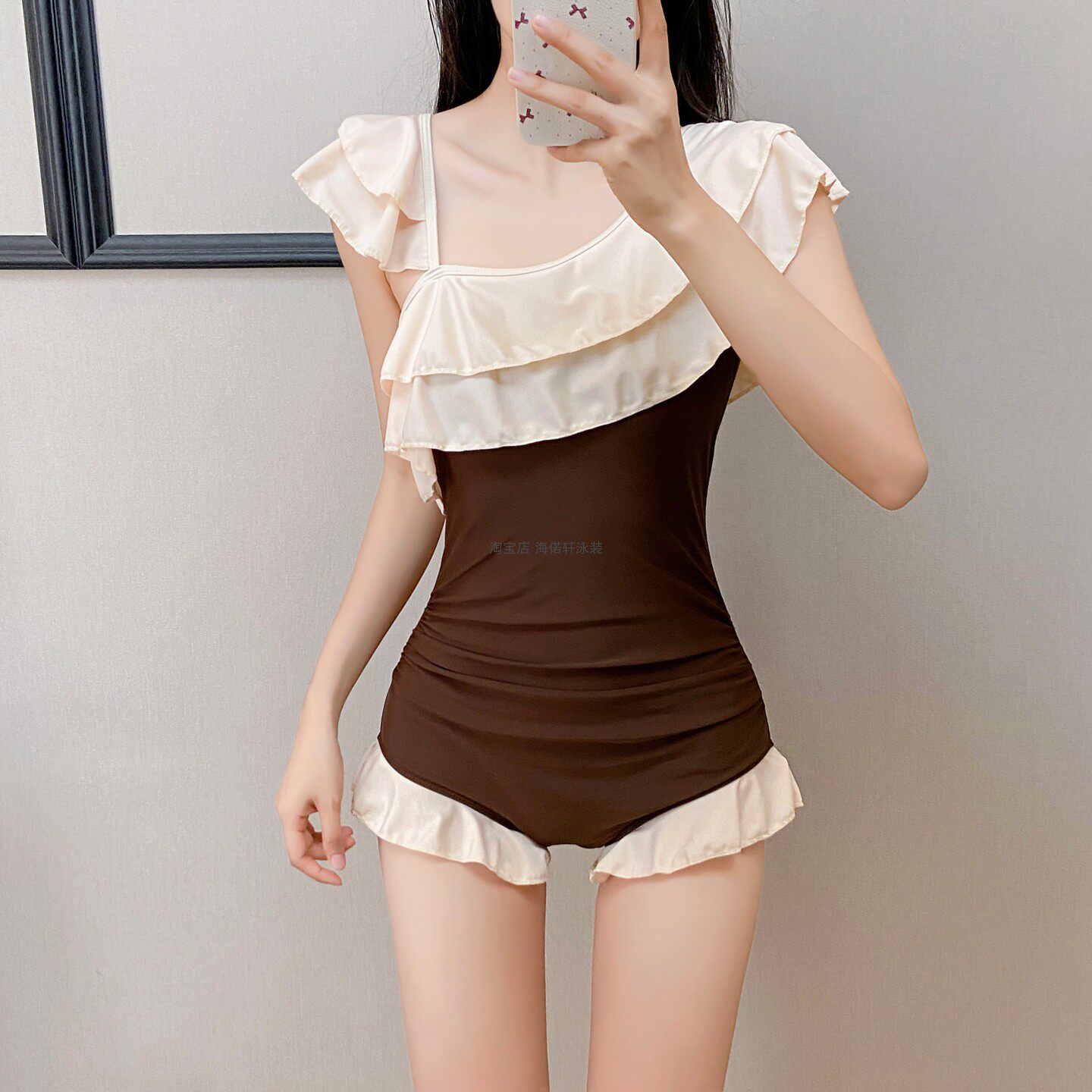 泳衣女2026新款爆款荷叶边拼色连体一字肩修身性感高级感温泉泳装