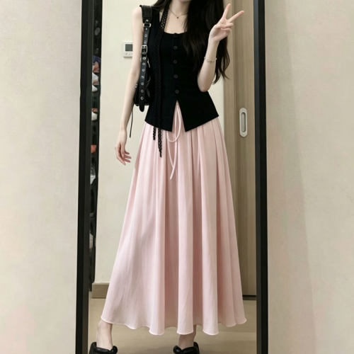 巨好看的韩系穿搭粉色半身裙套装女2026新款高级感夏天出游一整套