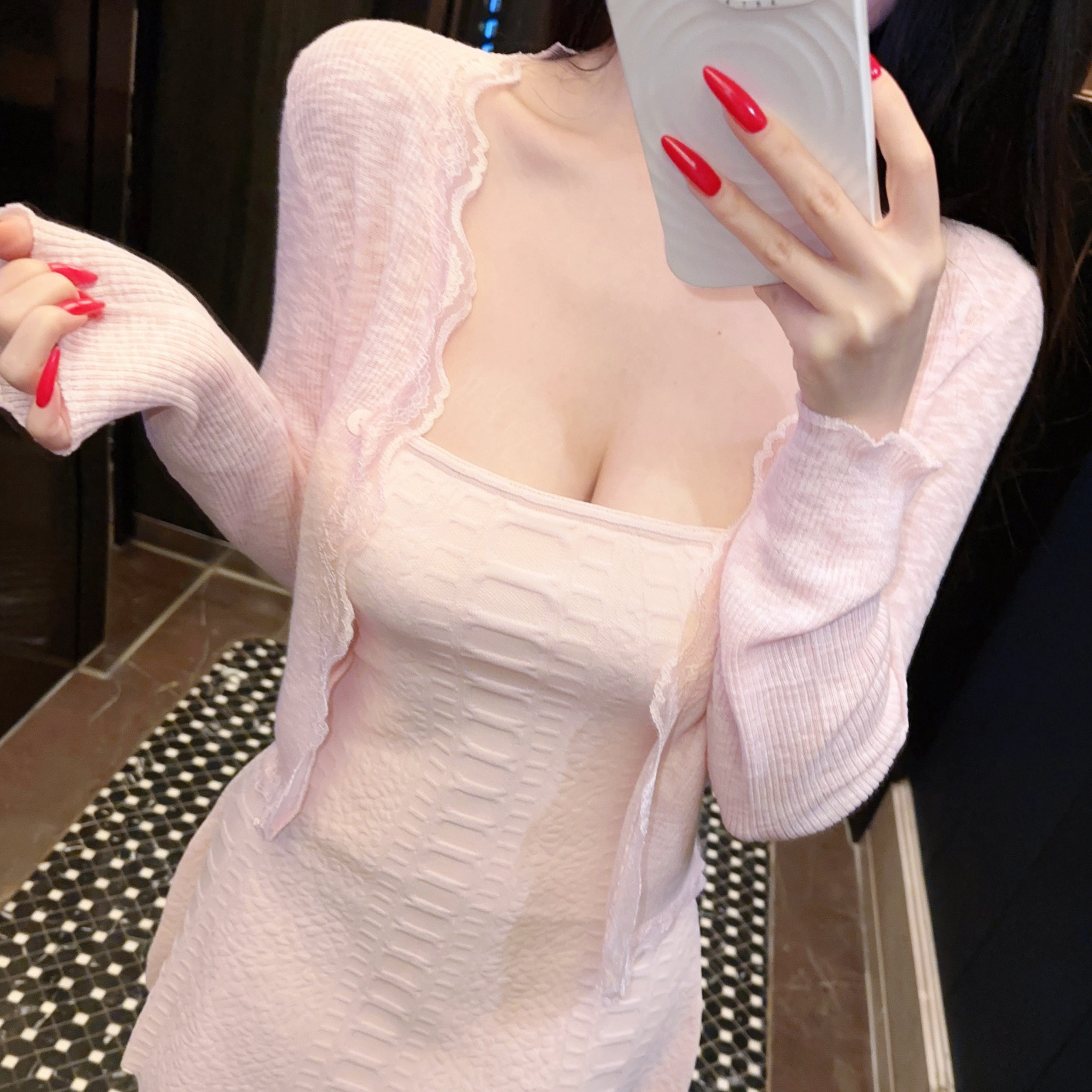 Eva君君酱长袖空调罩衫甜美纯欲开衫外套女薄针织气质百搭上衣韩