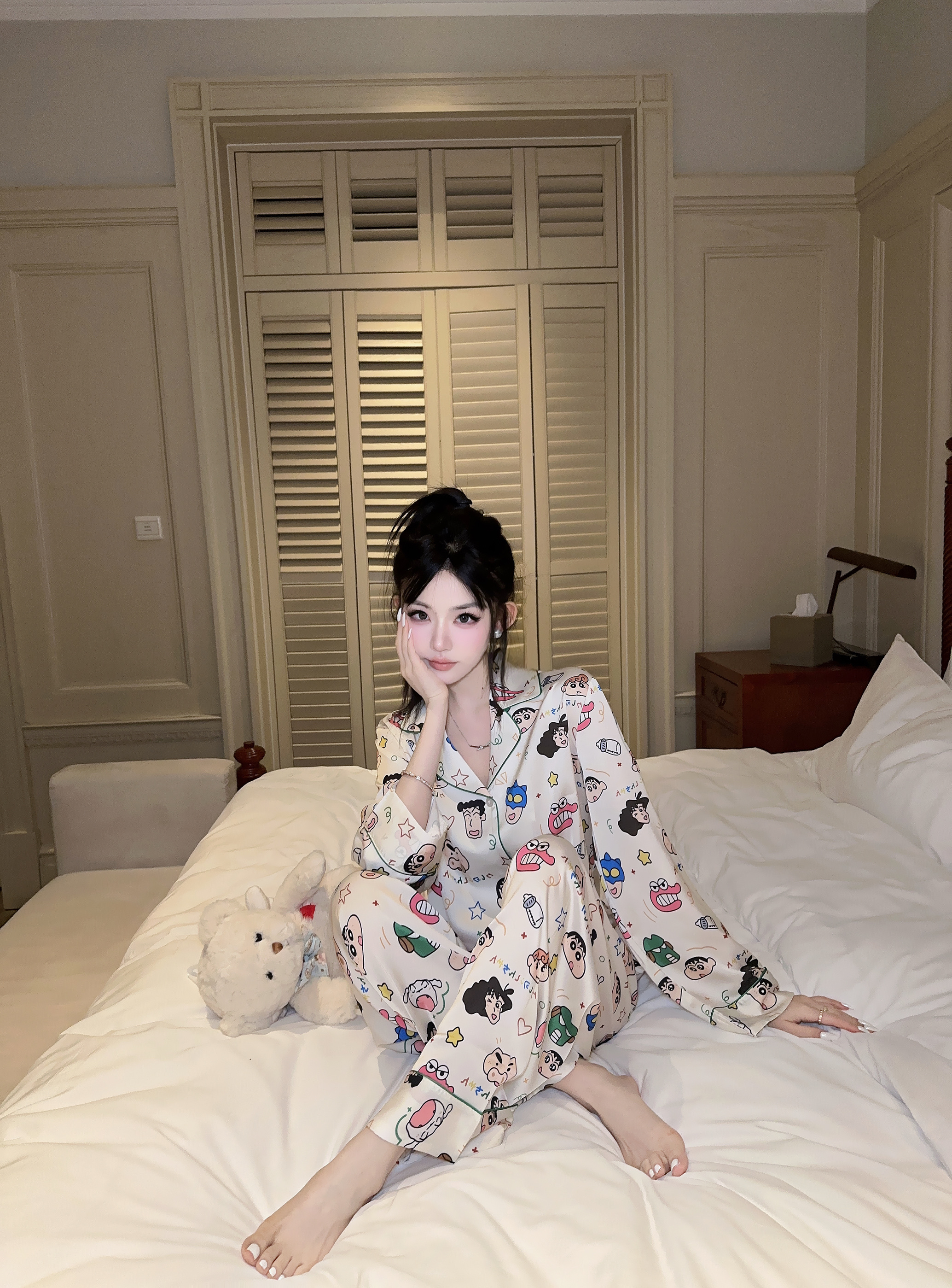 Eva君君酱蜡笔小新卡通印花长袖长裤睡衣套装女舒适冰丝家居服