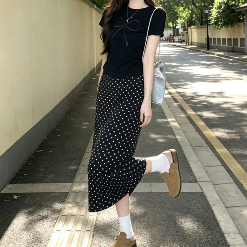 巨好看的夏天套装女韩版蝴蝶结正时尚套装