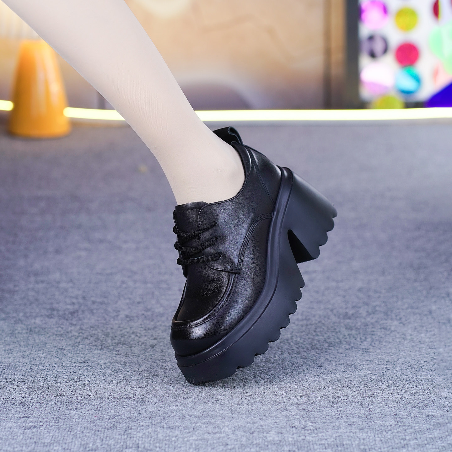 真皮深口单鞋女春秋新款头层牛皮超轻厚底系带一体粗跟增高乐福鞋,女鞋,深口单鞋,淘宝优惠券,粉丝福利购,淘宝优惠卷