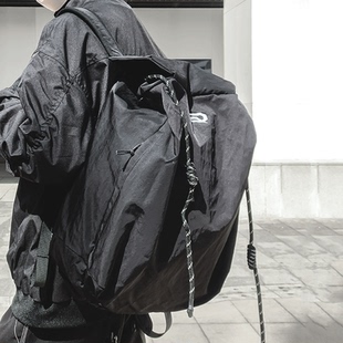大容量工装 风潮牌骑行背包男运动短途旅行双肩包大学生书包电脑包