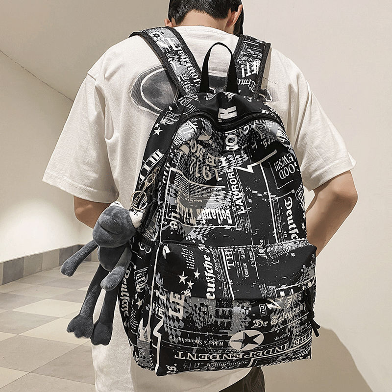 菇八八书包男中学生ins潮酷
