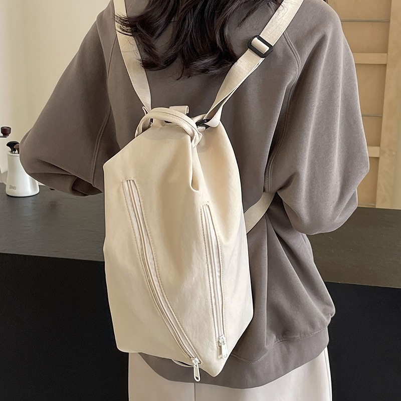 菇八八健身包日韩版吐司包双肩包