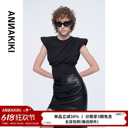 ANNAKIKI上衣 小众设计师款女装 黑色垫肩袖不规则抽褶修身短上衣