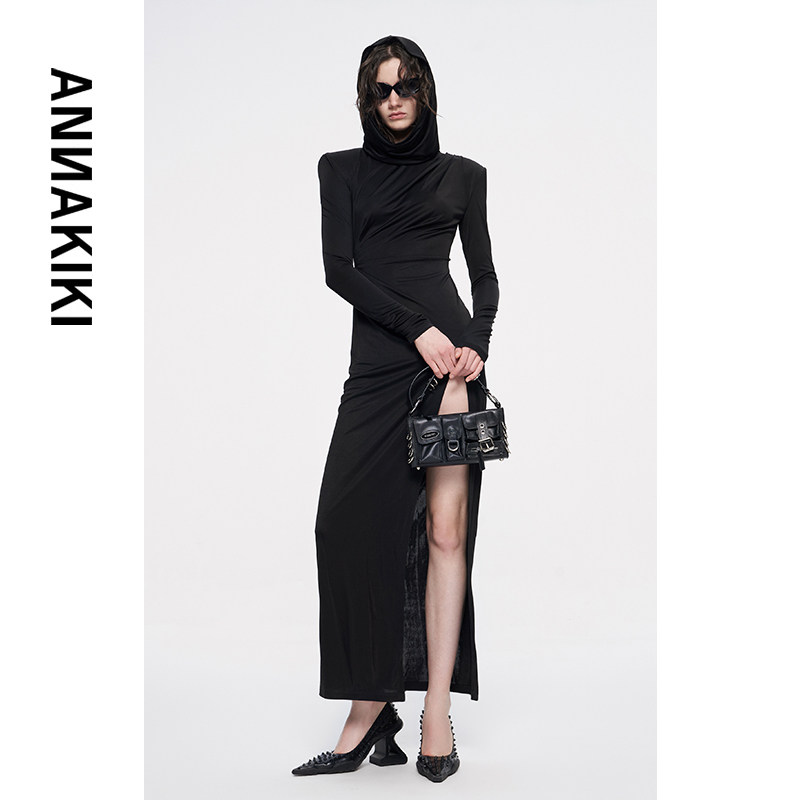 ANNAKIKI连衣裙 秋季小众设计师款 黑色醋酸兜帽开衩长裙连衣裙