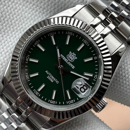 经典日志复刻腕表探险家复古机械