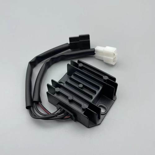 适用豪爵翼爽DM125 HJ125-23/150-23A/23C摩托车充电稳压器整流器