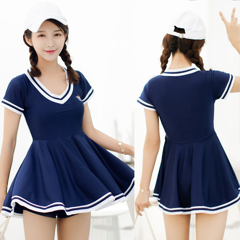 泳衣女保守遮肚显瘦学生大码韩国胖mm小清新分体宽松裙式少女泳衣