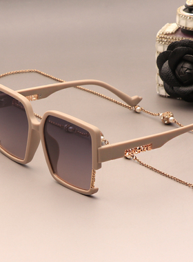 偏光个性字母方形高级感红色墨镜