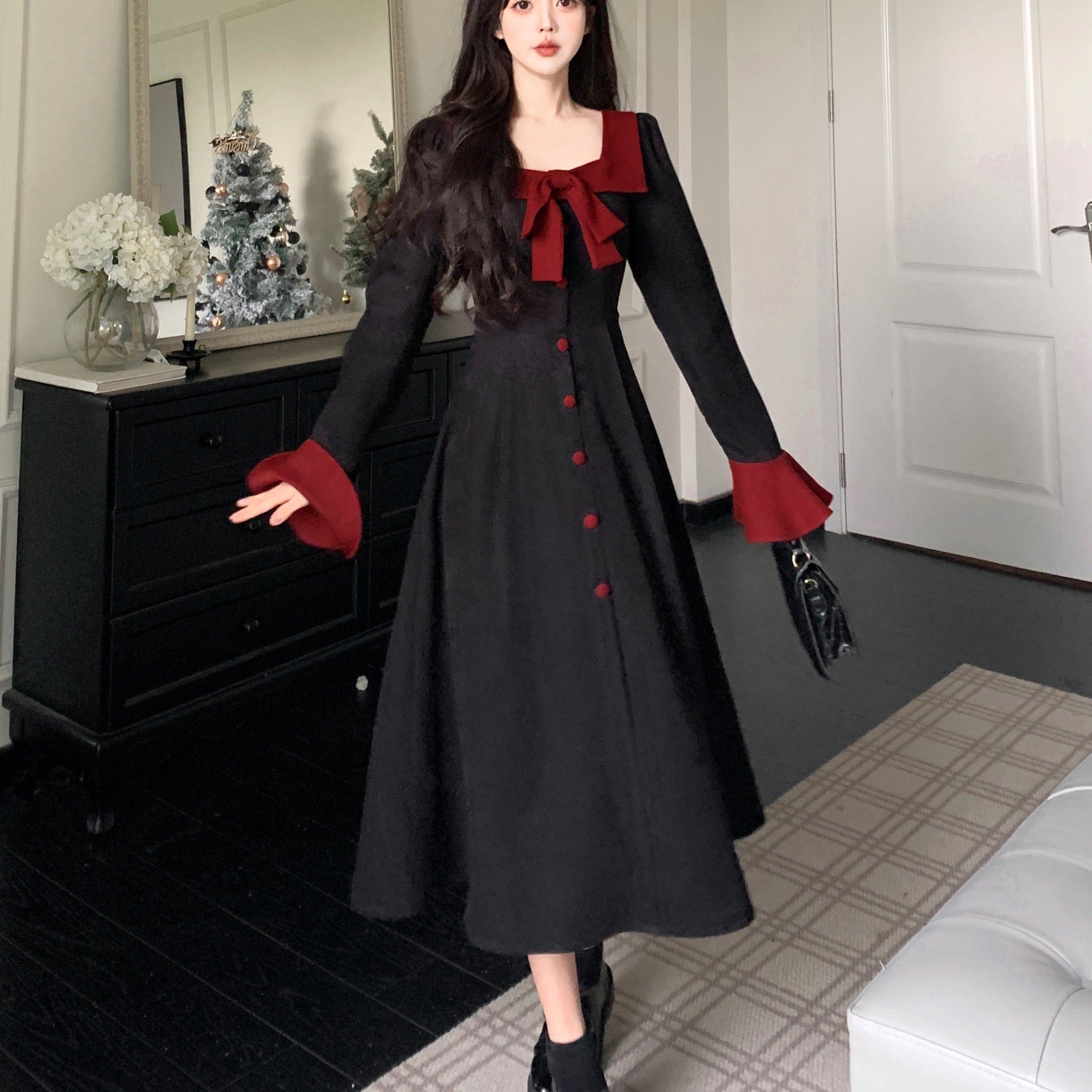 现-货～大码女装复古法式赫本风气质显瘦蝴蝶结黑色连衣裙