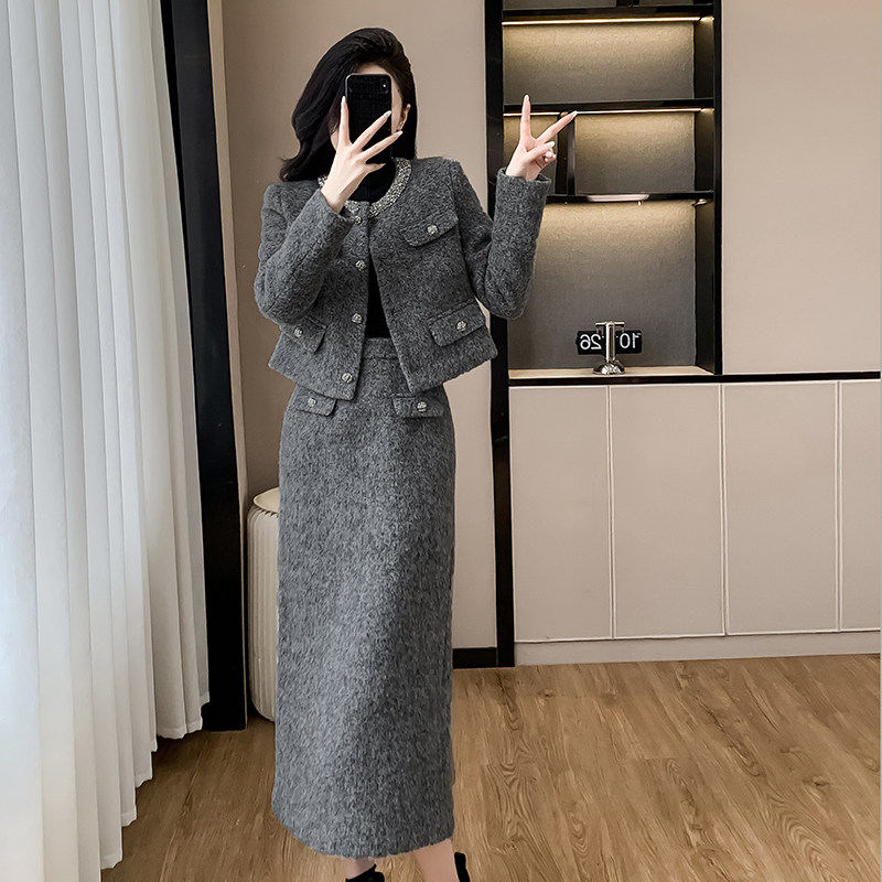 实拍气质小香风羽绒毛呢套装女秋冬2024新款轻熟复古半身裙两件套,女装/女士精品,时尚套装,淘宝优惠券,粉丝福利购,淘宝优惠卷