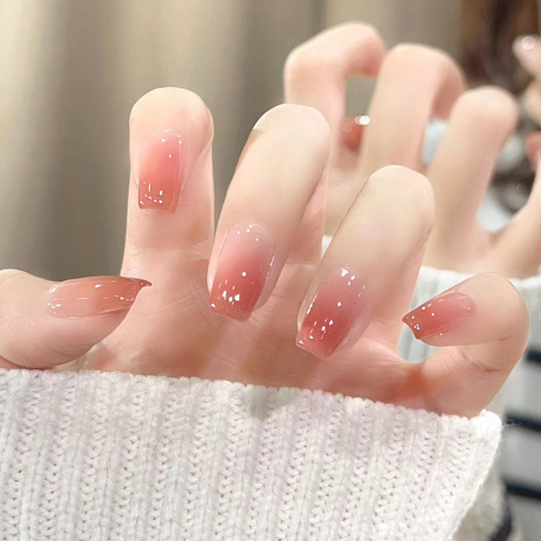 水蜜桃红色渐变显白美甲片小红书爆款手工穿戴甲短款假指甲成品甲