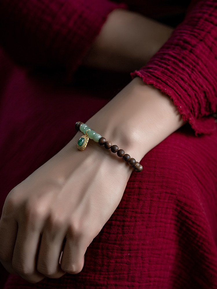 자연 베트남 NHA TRANG BAI QINNAN AGARWOOD QINGSHUI HETIAN JADE 팔찌 여성 WENWEN 체스 NAN DOUBLE CIRCLE 나무 팔찌 선물