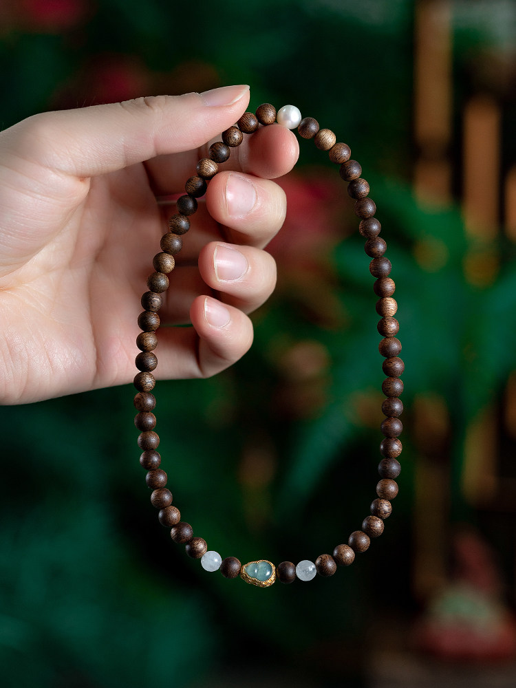 자연 베트남 NHA TRANG BAI QINNAN AGARWOOD QINGSHUI HETIAN JADE 팔찌 여성 WENWEN 체스 NAN DOUBLE CIRCLE 나무 팔찌 선물