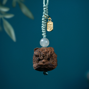 天然越南芽庄奇楠沉香雕刻醒狮吊坠老料棋楠香木小挂件文玩挂饰女