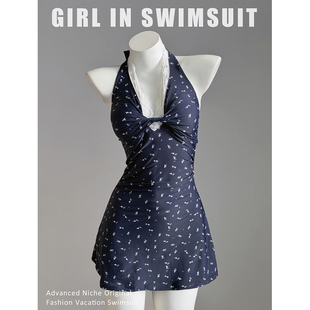 温泉 防走光平角裤 纯欲风泳衣女2025新款 甜美小碎花性感露背分体式