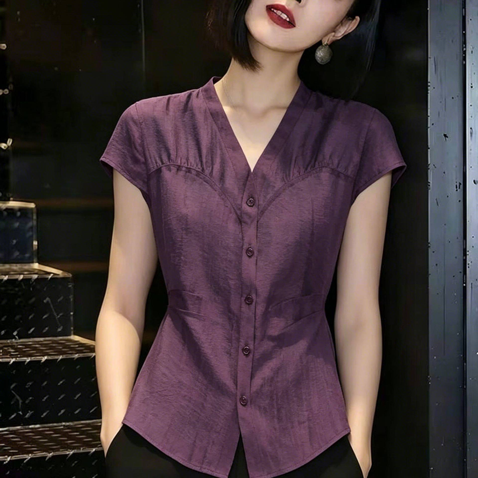 独特漂亮小衫2026夏不规则设计感收腰衬衫女超火减龄显瘦短袖上衣