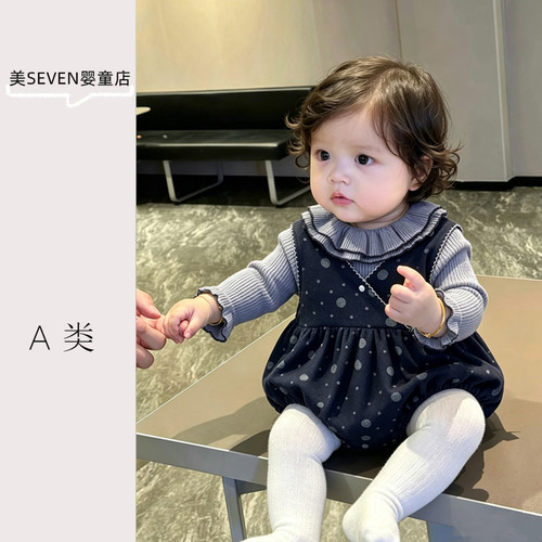女宝宝加绒花边领波点哈衣两件套