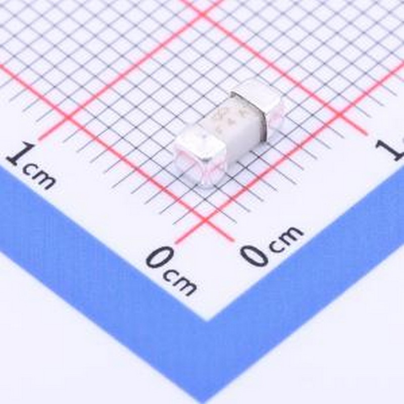 24F 4A250V 一次性保险丝 24F 4A 250V 快断 SMD,6.1x2.6x2.6mm