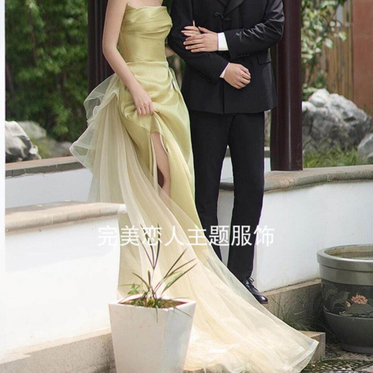 影楼新款复古新中式园林风女装时尚主题婚纱礼服摄影拍照轻奢服装
