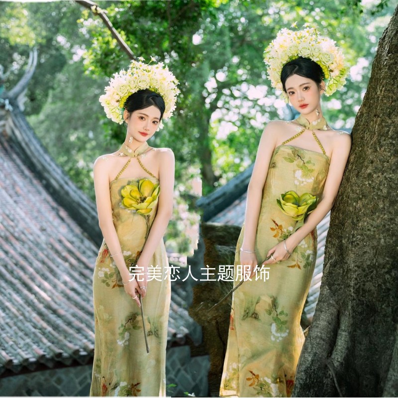 新款簪花复古风连衣裙摄影服装