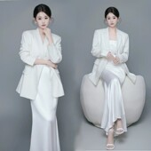 肖像个人形象照艺术照服装 新款 影楼主题写真气质高级感白色女西装