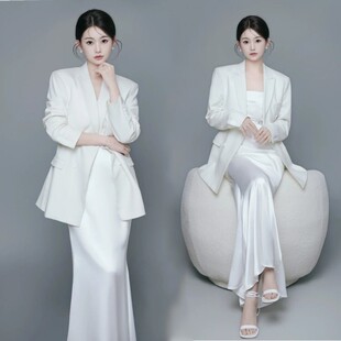 新款影楼主题写真气质高级感白色女西装肖像个人形象照艺术照服装