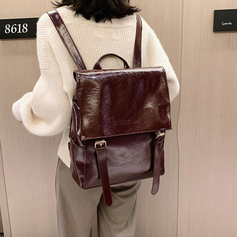 软皮双肩背包女生2023