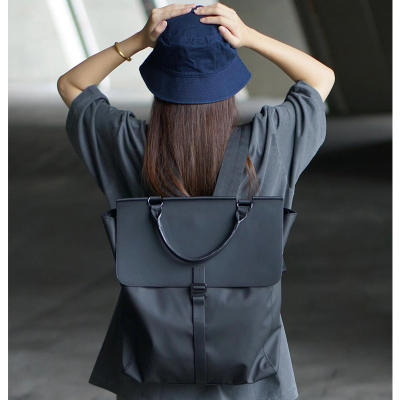 一款上课通勤休闲都可的双肩包