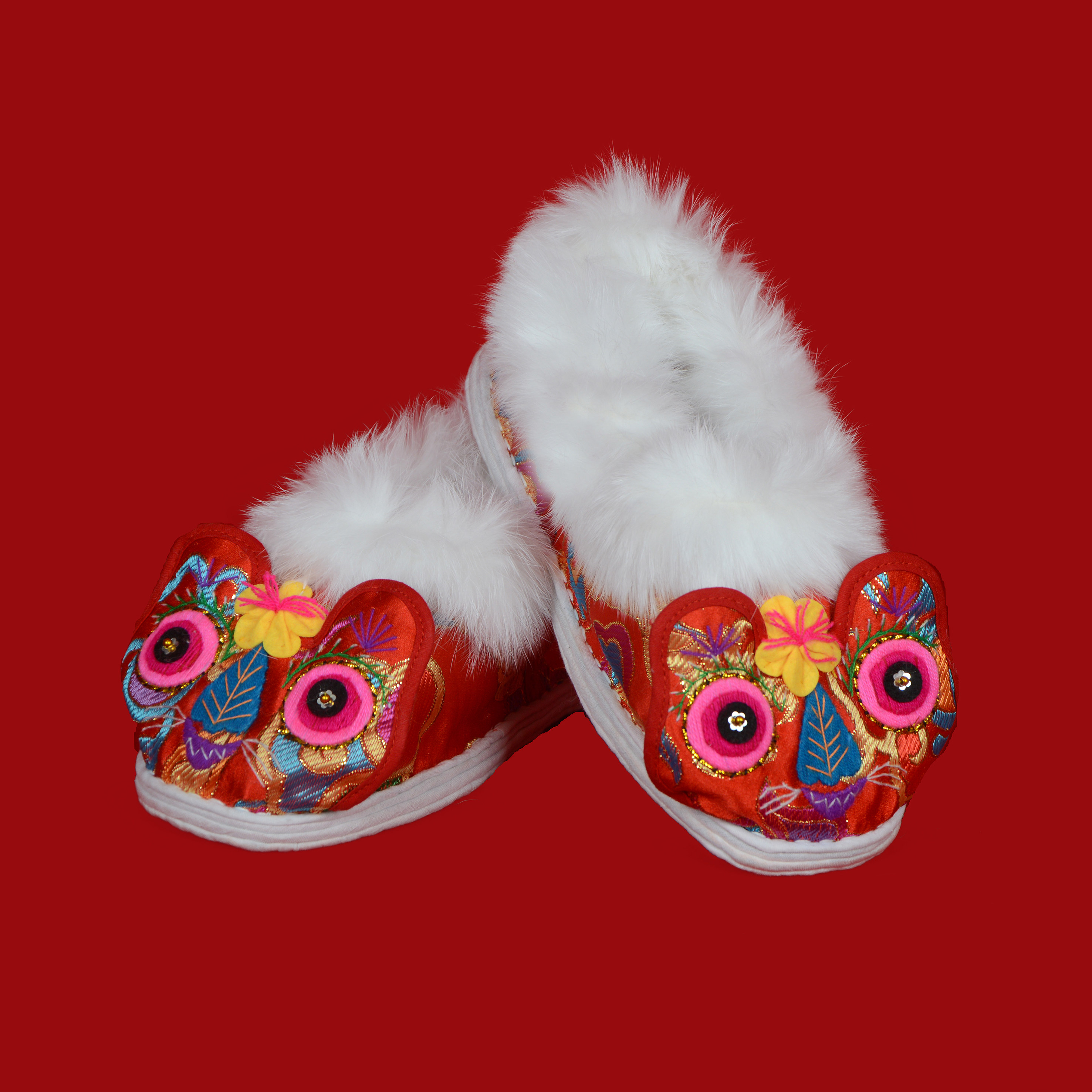 成人汉服鞋新款纯手工千层底平底鞋兔毛传统民族风圆头休闲平跟鞋