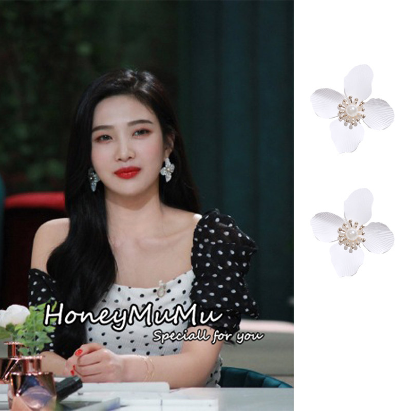 MuMu*韩国 Red Velvet朴秀荣Joy同款 气质百搭珍珠花朵 耳环/耳夹