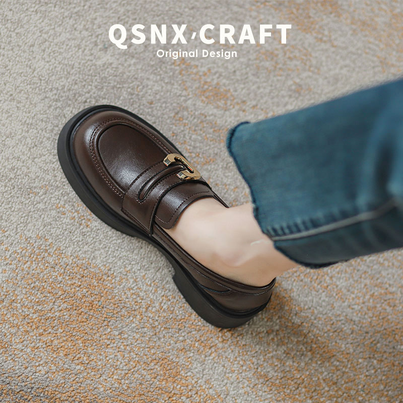 抗折痕软牛皮~软底乐福小皮鞋女