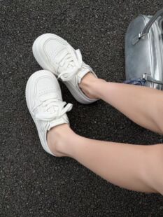 2026春款厚底小白鞋女百搭软底穆勒拖休闲拖鞋