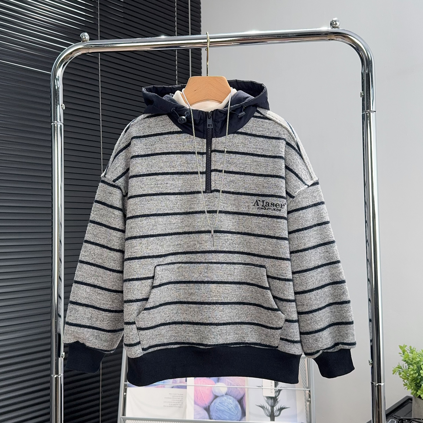 童乐鱼童装男童条纹加绒卫衣冬装中大童加厚帽衫外套儿童上衣9569