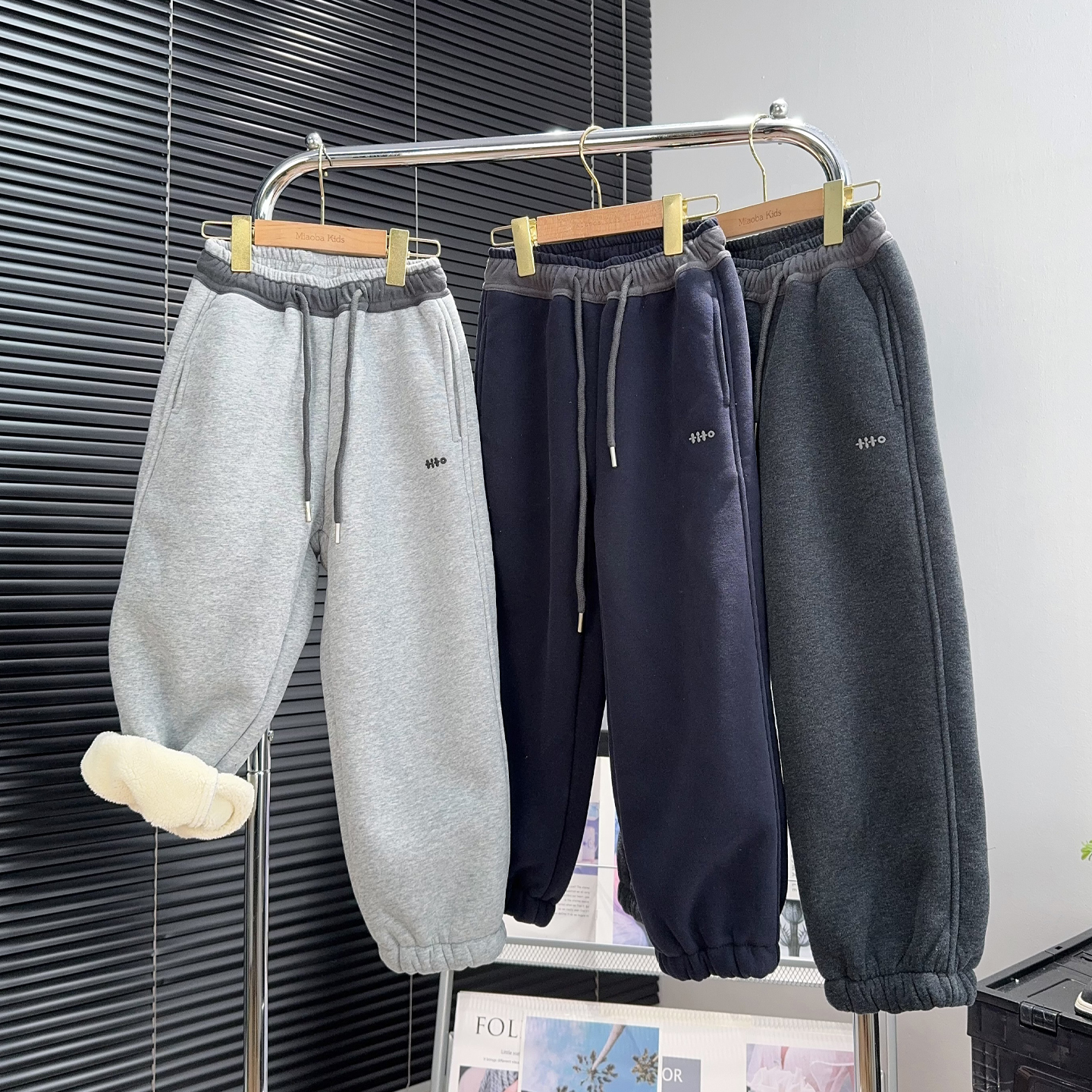 大E小e童装男女童羊驼绒针织裤冬季中大童加厚卫裤儿童运动裤8963