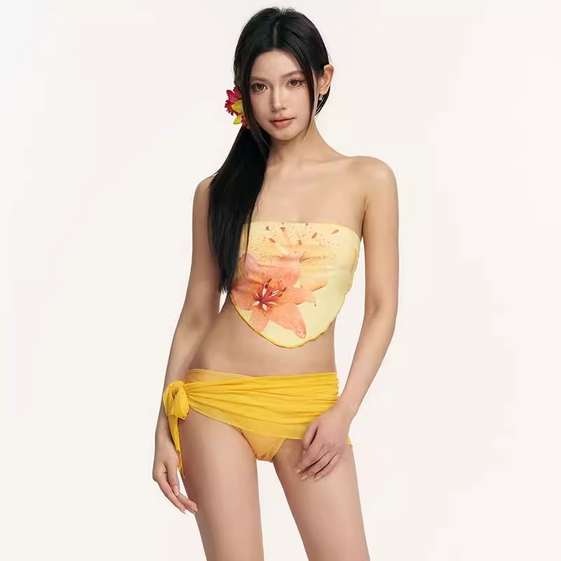 Pinkup粉叛欧美性感抹胸比基尼女小胸聚拢显白分体温泉度假泳衣女