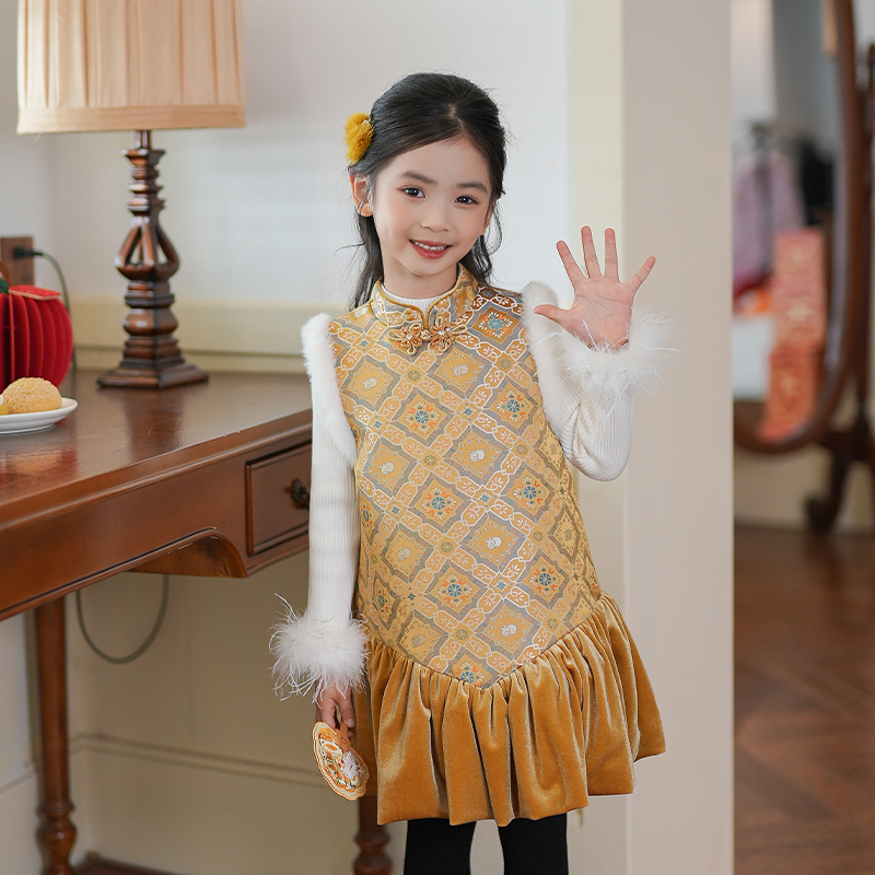 54004女童拜年服汉服连衣裙2025冬季新款儿童新中式国风背心裙子