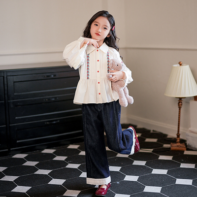 J09005女童衬衫春秋2026新款儿童复古刺绣长袖上衣时髦春装衬衣