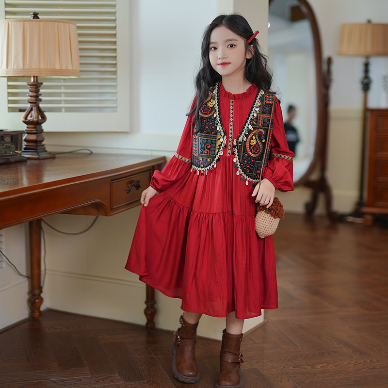 女童套装早秋马甲西域公主2025新款儿童旅游拍照衣服连衣裙两件套